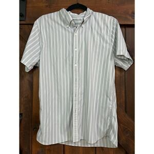 Abercrombie & Fitch men’s medium Short-Sleeve Poplin Button-Up Shirt